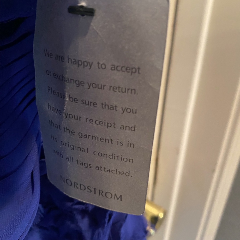 JS Collections Dress - Picture 2 of 4